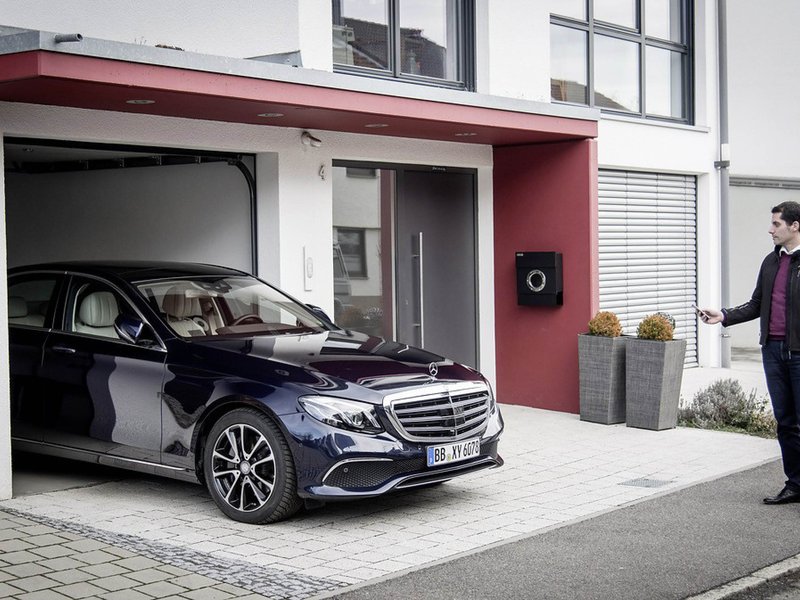 Bild auto-garage-winter.jpg